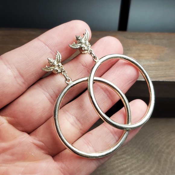 Sterling Silver Feathered God Large Hoop Screw On Earrings - Picture 2 of 6